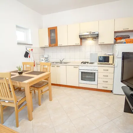 Titonel Apartman